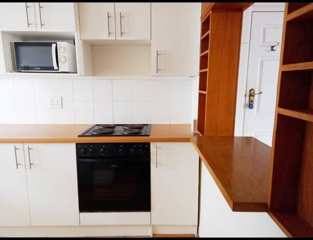 1 BEDROOM APARTMENT RENTED IN ST GEORGES PARK